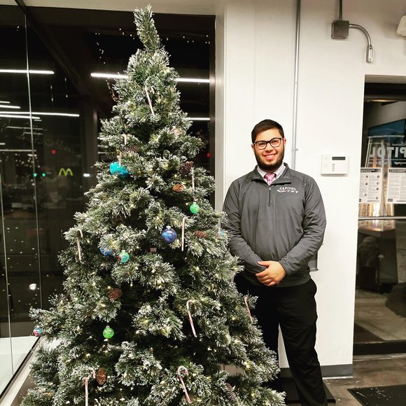 Meet your Posher, Juan - Picture 1 of 1